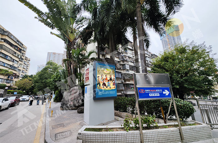 在高溫環境中，戶外 LED 廣告機需要經受住多大的考驗？